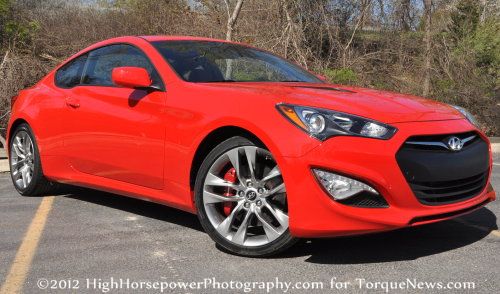 The 2013 Hyundai Genesis Coupe 3.8 R-Spec front end