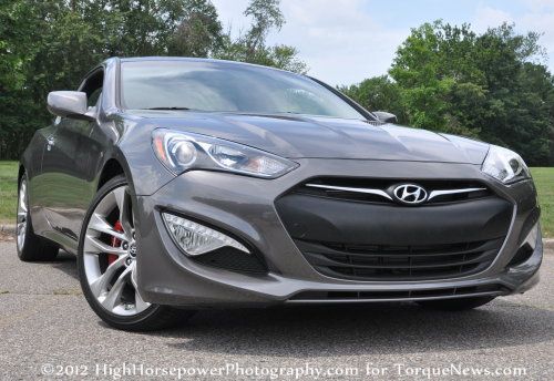 2013 Hyundai Genesis Coupe 3.8 R-Spec front end
