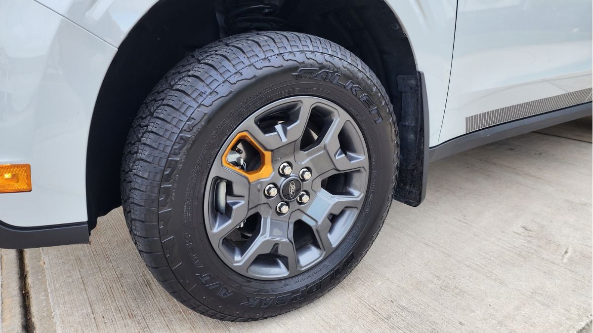 2023 Ford Maverick Lariat Tremor Review: tires