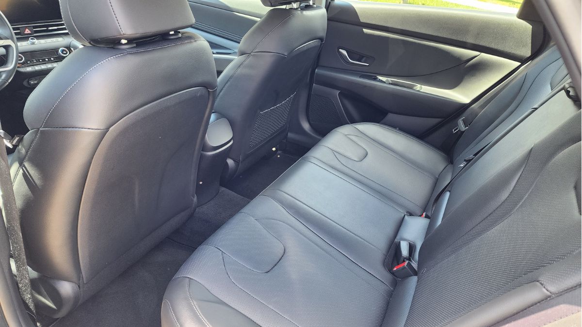 2023 Hyundai Elantra Hybrid Review, back seat