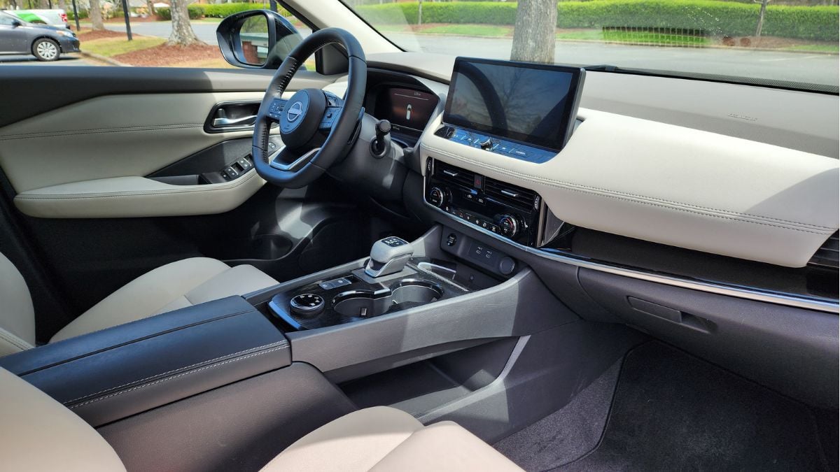 2024 Nissan Rogue SL AWD Review, front interior and infotainment system