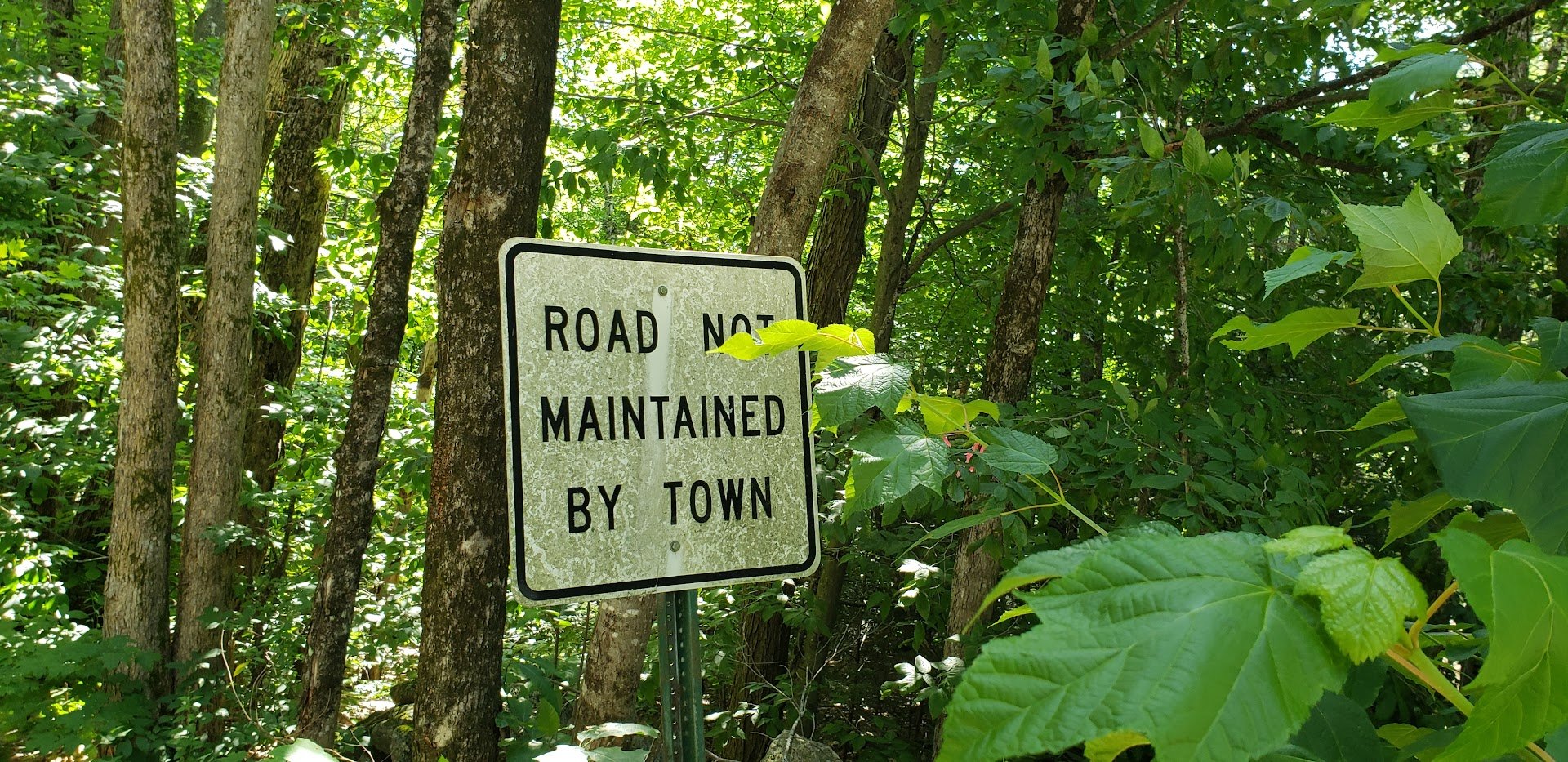 Road not maintained by town sign image by John Goreham