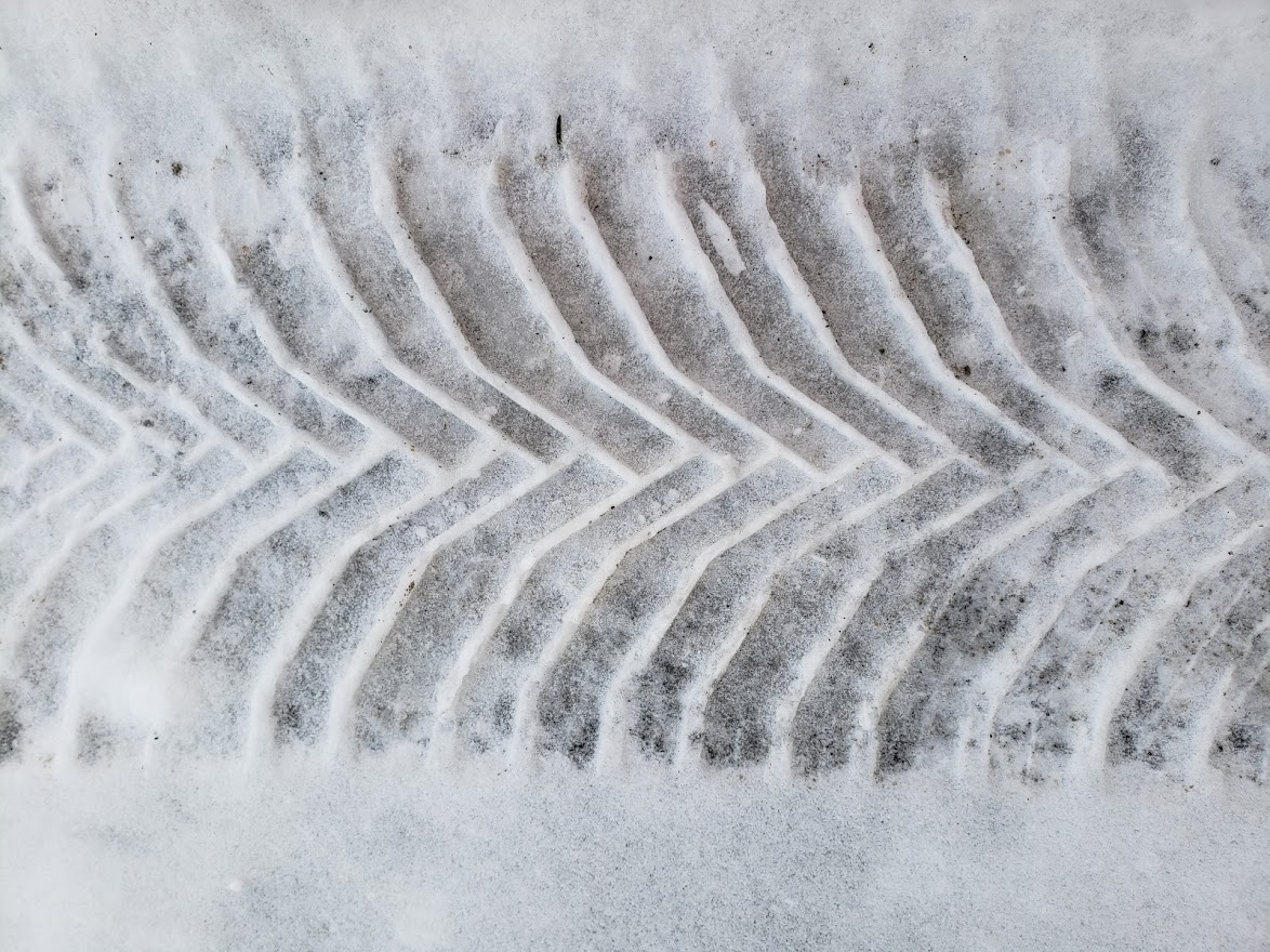 Image of tire tread in snow by John Goreham
