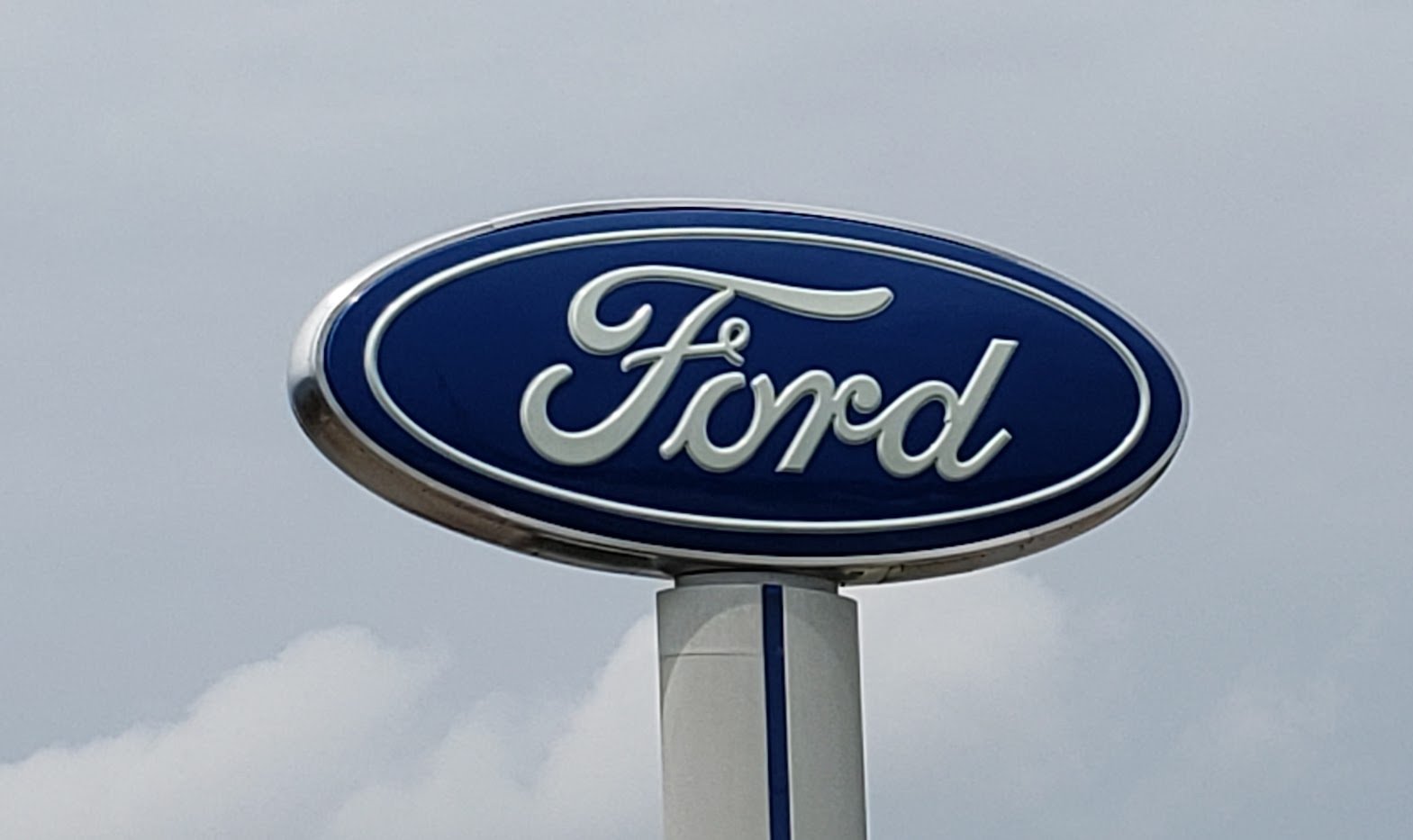 Image of Ford logo by John Goreham