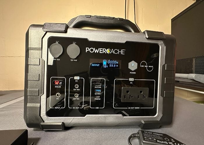 PowerCache 1000™ Front power input and output