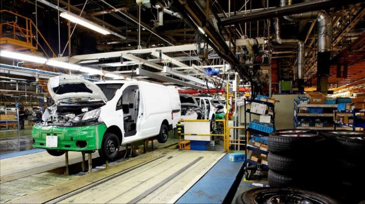 e-NV200 in production