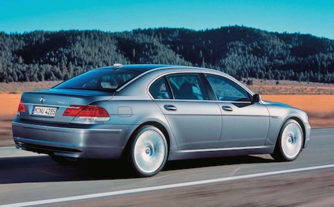 BMW 7 Series recall