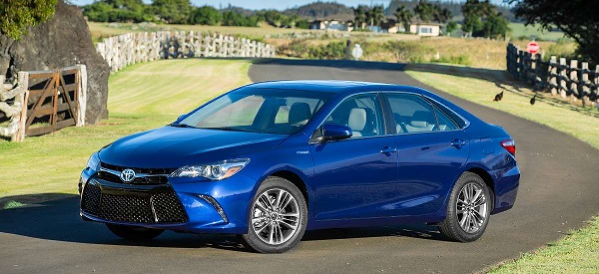 Toyota Camry Hybrid SE has power and torque to spare.