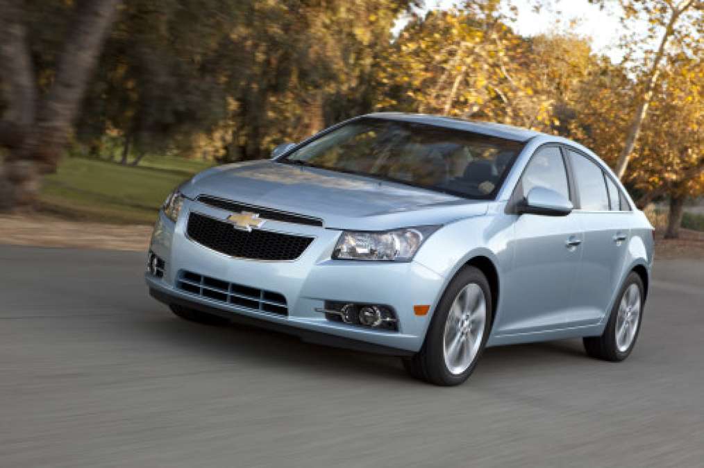 2012 Chevrolet Cruze is helping achieve brand sales records