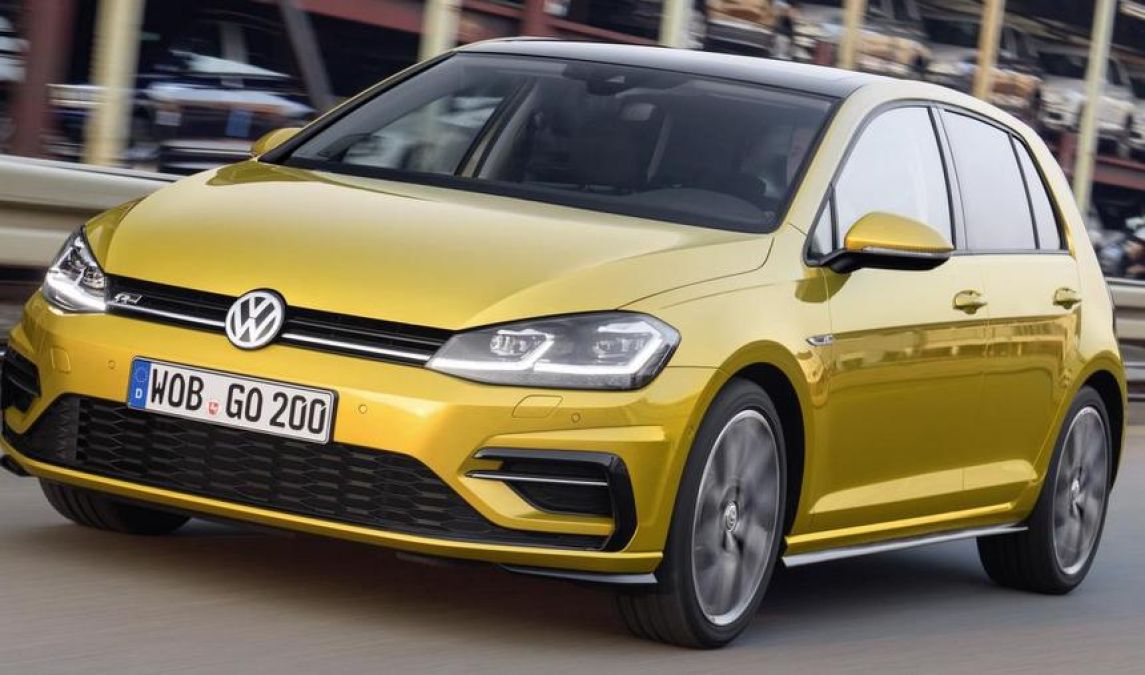 Volkswagen gave the press a peak at the 2018 Golf this week.