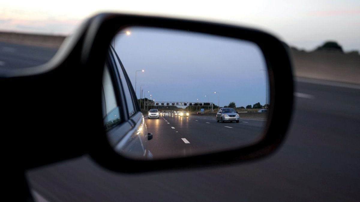 Truck Shoppers Pay More for Blind Spot Warning Feature