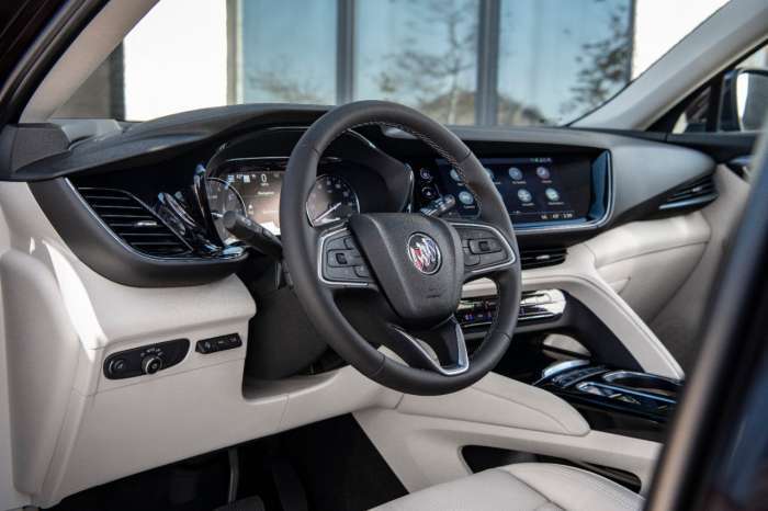2021 Buick Envision Avenir interior