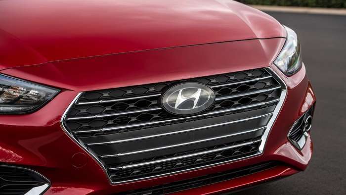 2021 Hyundai Accent grille