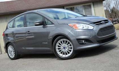 The side view of the 2013 Ford C-Max SEL Hybrid