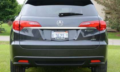 The rear end of the 2013 Acura RDX
