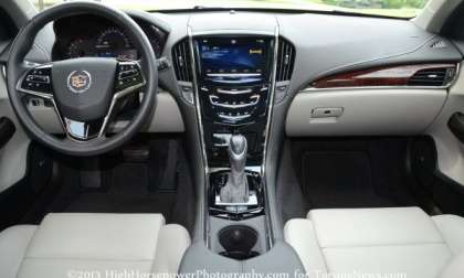 The dash of the 2013 Cadillac ATS 2.5L Luxury 