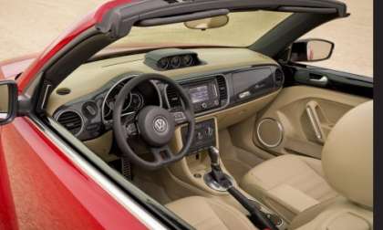 The interior of the 2013 Volkswagen Beetle Convertible