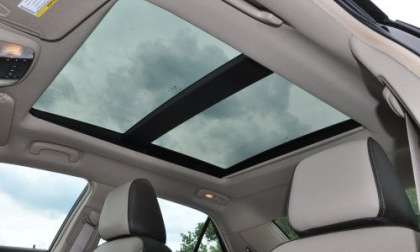 The panoramic sunroof of the 2012 Chrysler 300 Limited Luxury Series