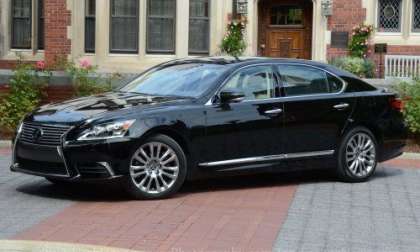 The side view of the 2013 Lexus LS460L AWD