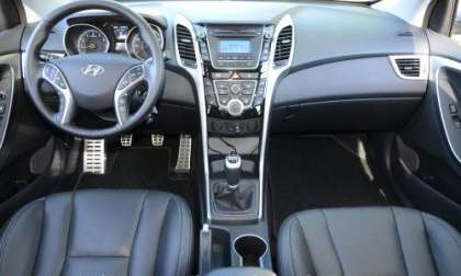 The interior of the 2013 Hyundai Elantra GT