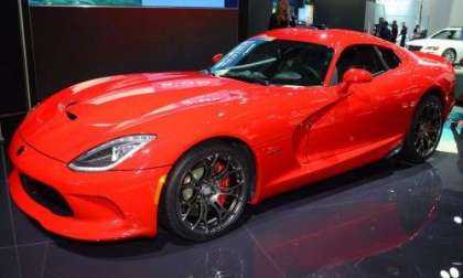 The front of the 2013 SRT Viper GTS