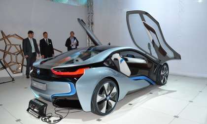 A look a the BMW i8 with the doors open