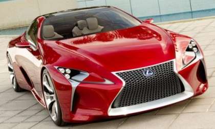 The front end of the new Lexus LF-LC Hybrid Sport Coupe Concept