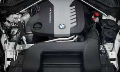 The tri-turbo 3.0L engine of the BMW M550d xDrive sedan and touring