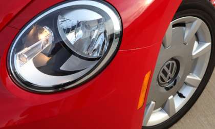 2012 VW Beetle has Bi-Xenon headlights