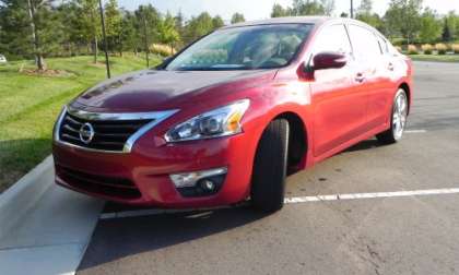 2013 Altima in red