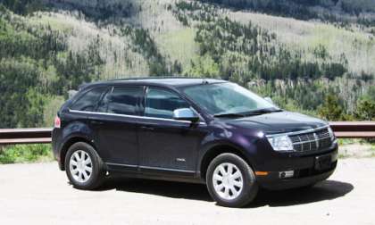 This 2008 Lincoln MKX could be a prime target for refinance. Photo by Don Bain. 