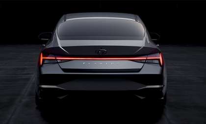 2021 Hyundai Elantra rear lights