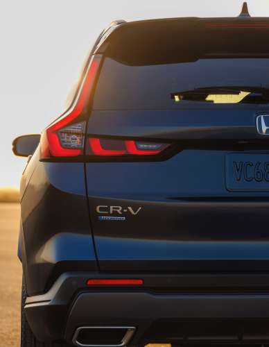 Images of CR-V courtesy of Honda media support. 