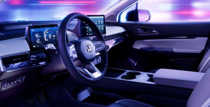 2024 Honda Prologue battery-electric vehicle image. 