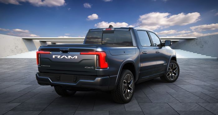 2025 Ram 1500 REV Rear View