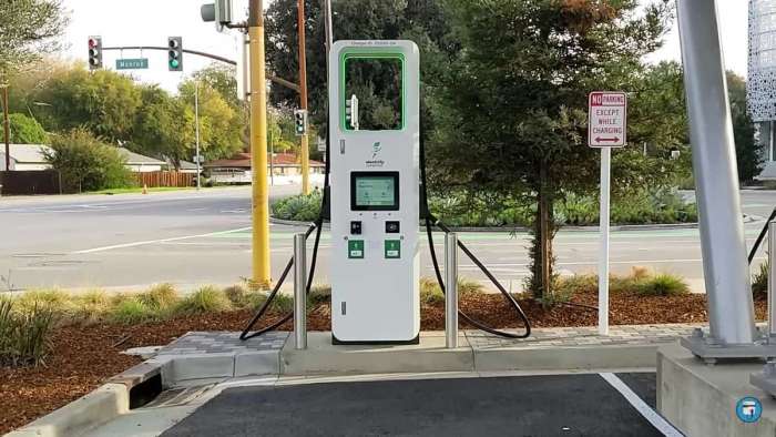 Image showing a 350kW charger at Electrify America's Westfield Valley Fair charging station in Santa Clara, California