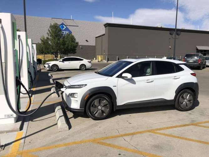 Hyundai Kona Electric charging Electrify America tier 2 pricing