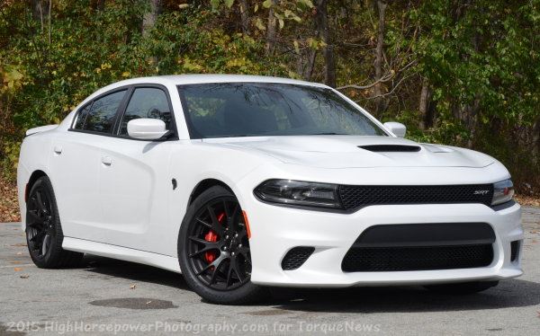 2015 Dodge Charger Hellcat Hits 206mph on Video | Torque News