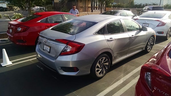 2016_Honda_Civic_Sedan_Silver