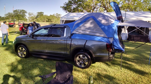 Honda_Ridgeline_Camping