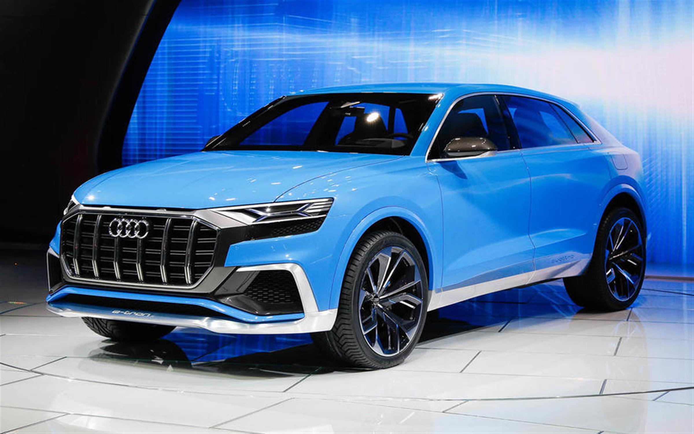 First Glance at Audi's new exclusive RS Q8 SUV with over ...