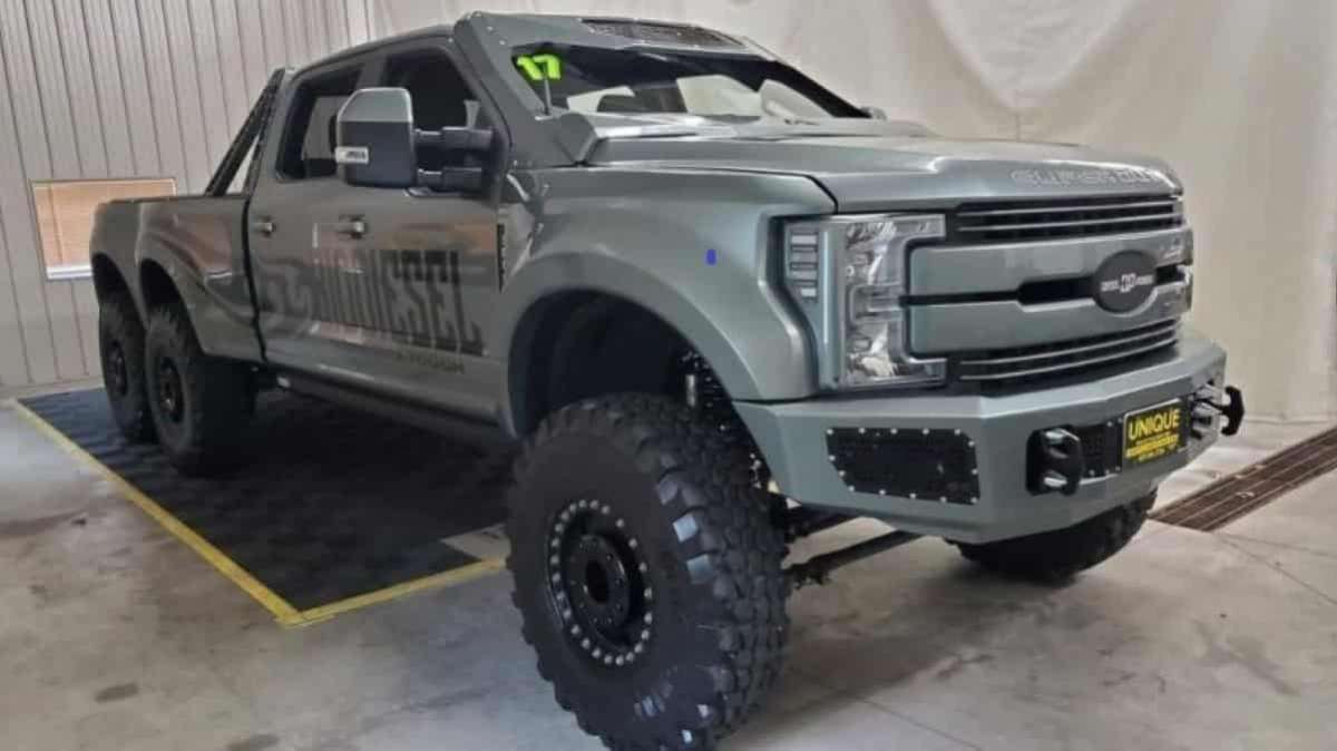 Ford Super Duty F550 Indomitus May Be Able To Leap Tall Buildings Torque News