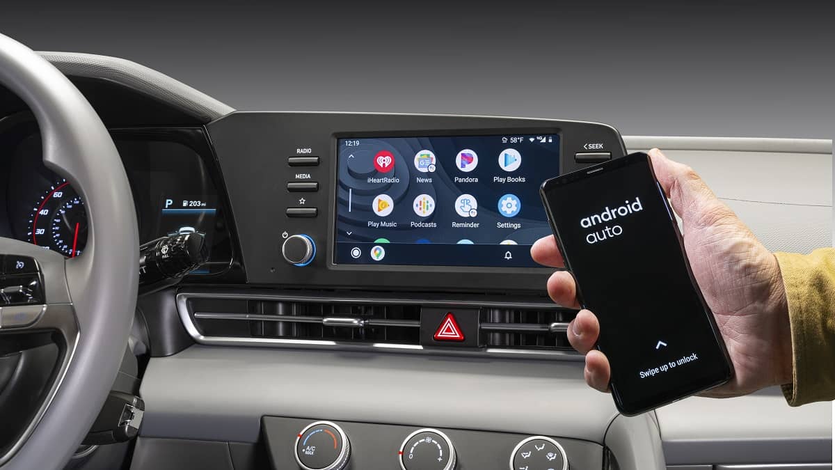 Wireless Android Auto and Apple CarPlay Go Mainstream In New Hyundai  Elantra