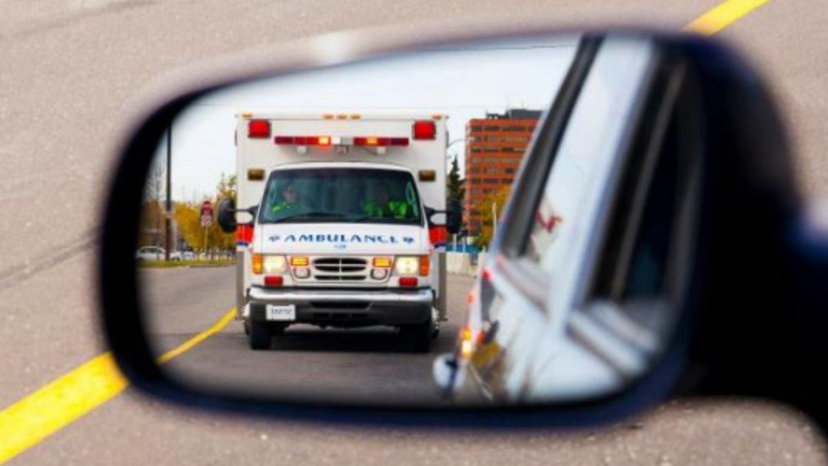 Tesla Autopilot Now Recognizes Emergency Vehicles Torque News