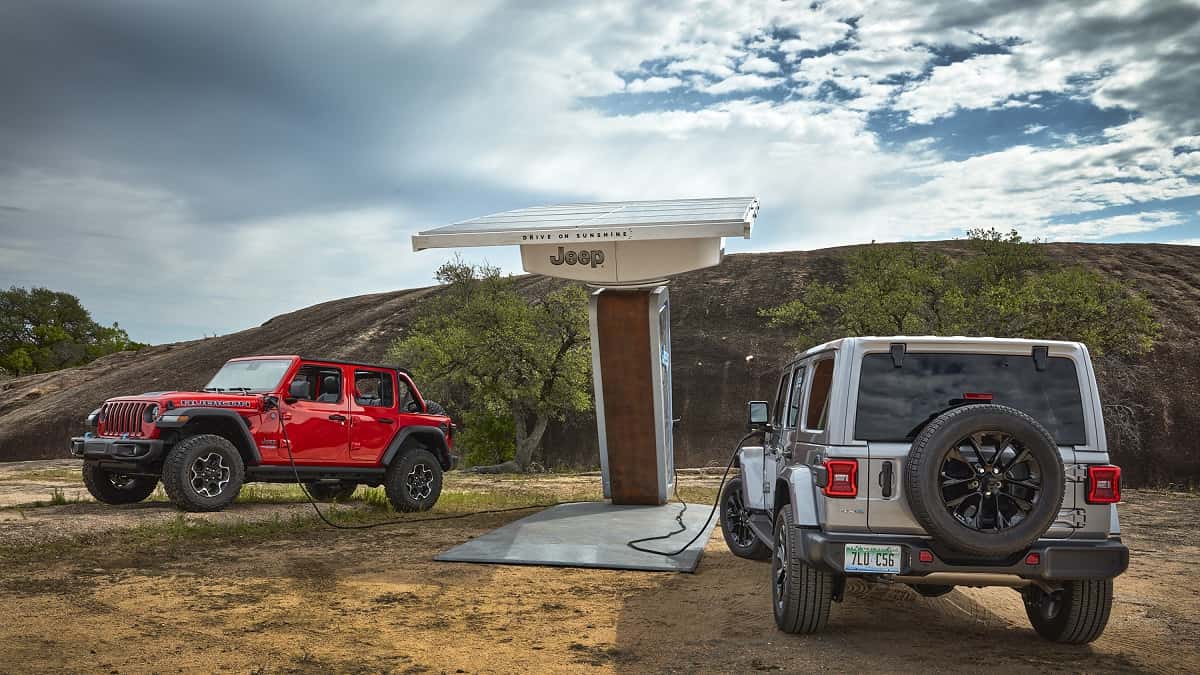 Review: Jeep Wrangler Unlimited Rubicon 4Xe - PHEV For The Win | Torque News