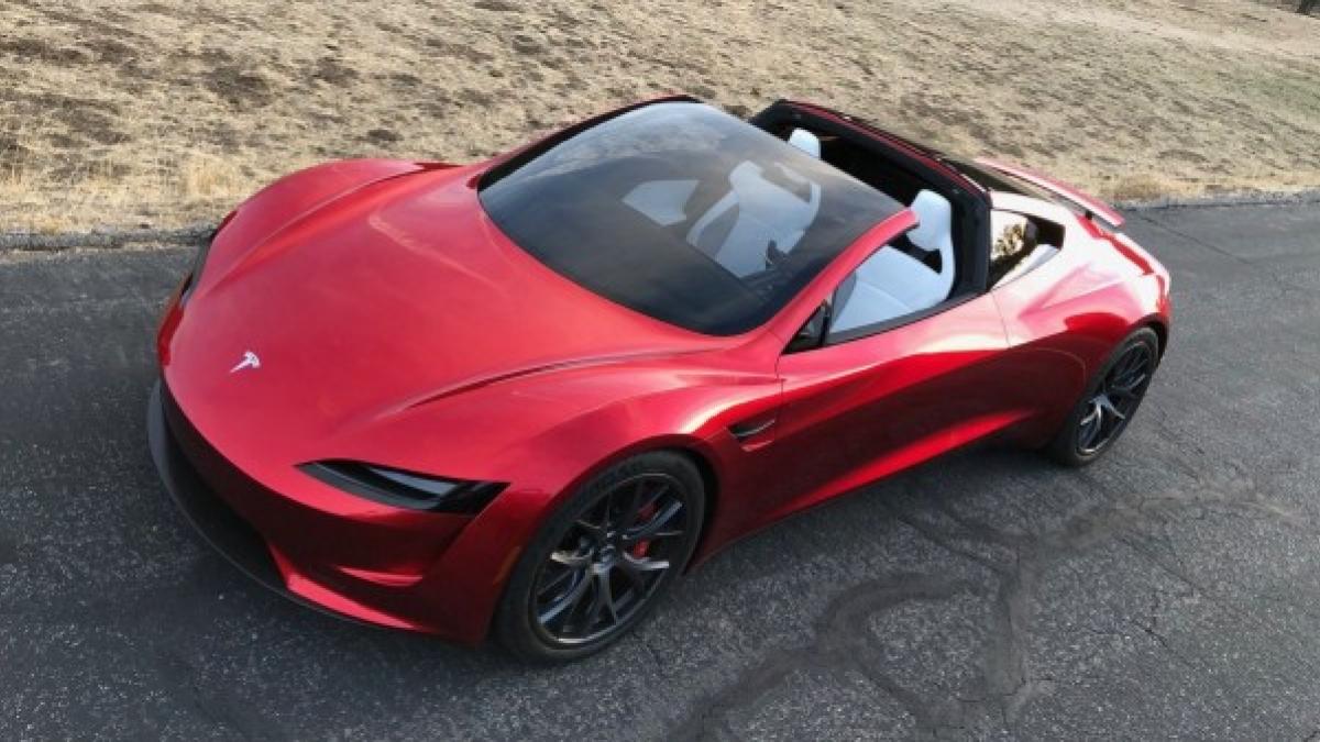 Tesla Roadster, the fastest car in the world, designed to float in the air | Torque News
