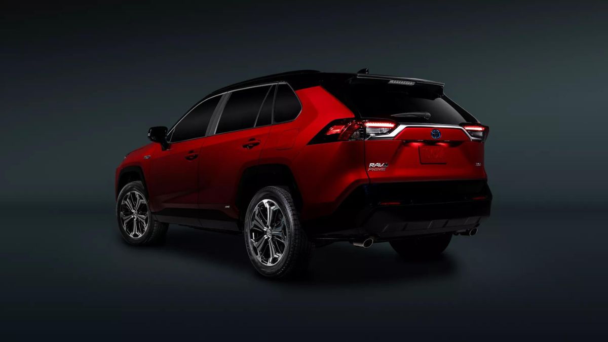 The 2022 Toyota RAV4 Prime s Charging Capabilities Make It Subject To Better Charging Methods 