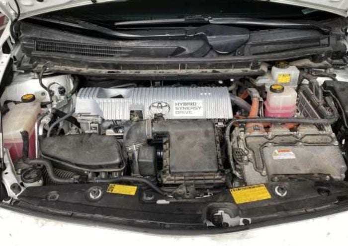 2012 Toyota Prius Engine Bay