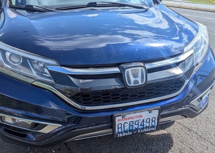 Lisa Cooks Honda CR-V with minor damage