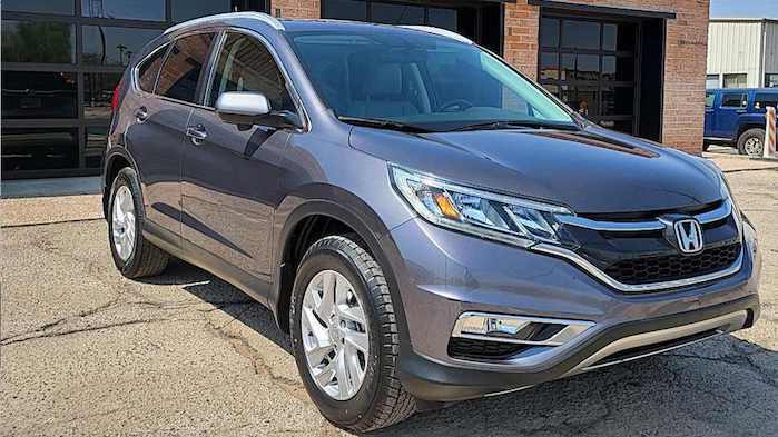 Porter Ann's 2016 Honda CR-V with low mileage